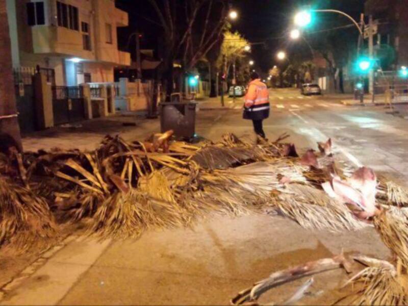 El Ayuntamiento de Chipiona evalúa los daños del temporal de la madrugada del domingo