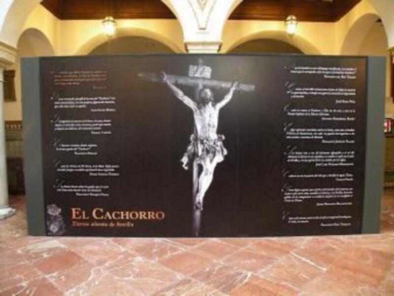 Sevilla.La Hermandad del Cachorro abrió la primera exposición del año en el ciclo Círculo de Pasión 2014 en el Círculo Mercantil e Industrial de Sevilla.