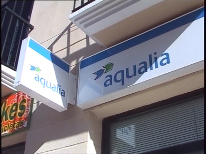 Aqualia vende boletos para el Sorteo del Oro de Cruz Roja cuyos beneficios se reinvertirán en Chipiona
