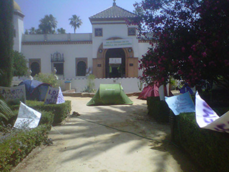 La Escuela de Jardinería de Sevilla Joaquín Romero Murube puede desaparecer si la Fundación Forja XXI, el Ayuntamiento de Sevilla, La Junta de Andalucía y Diputación de Sevilla, no se ponen de acuerdo.