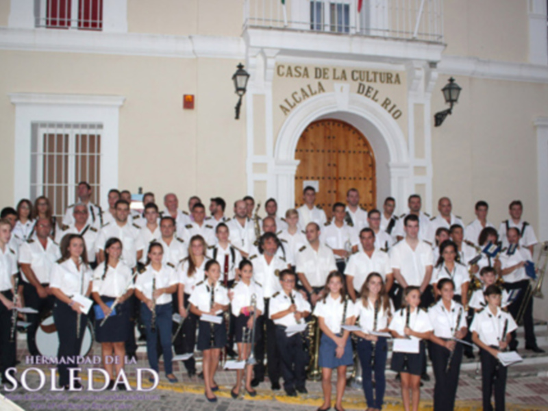 Provincia de Sevilla. La Escuela y Banda de Música de la Hermandad de Soledad de Alcalá del Río  abre la Inscripción para el curso 2014/2015.  