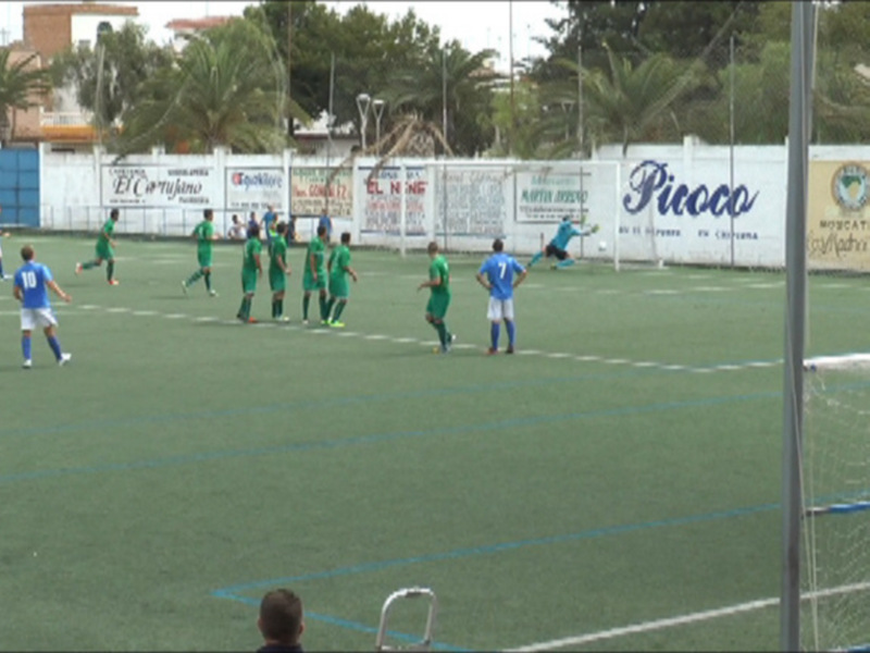 El Chipiona estrena el casillero de puntos con una victoria en casa