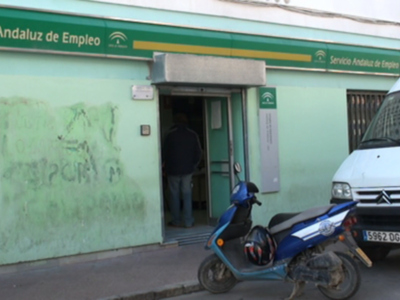 Chipiona vuelve a ser la localidad de la comarca donde más baja el paro y más crece la afiliación a la Seguridad Social