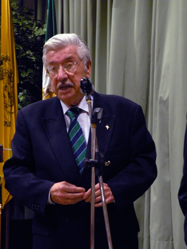 Sevilla. D. Vicente Flores Luque, Clausurará, este año, la Cátedra Taurina de "Temas Sevillanos"