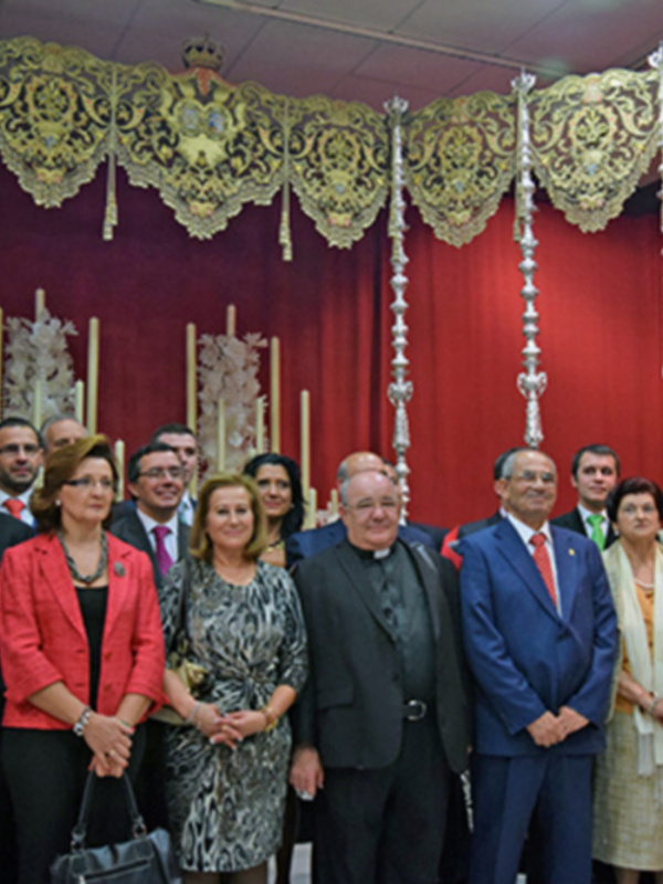 Sevilla.  En el Círculo Mercantil se inauguró, la exposición de ?Humillita? más de 450 años de la Vera-cruz de Sanlúcar la Mayor (Sevilla)
