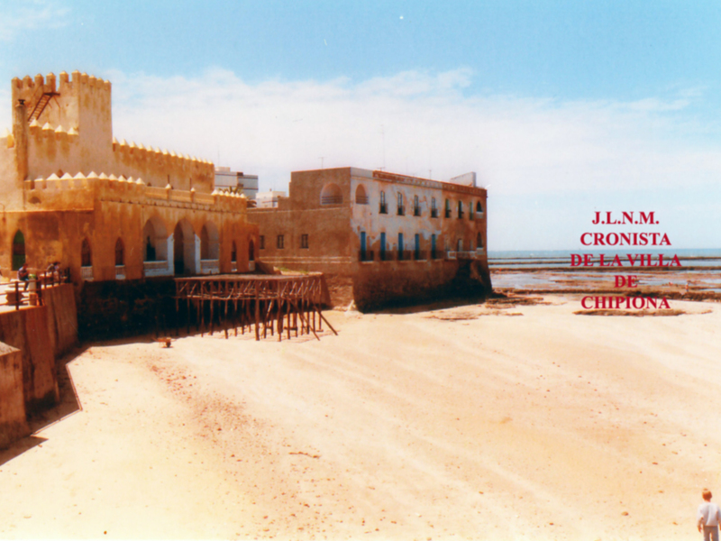 El  Castillo    de    Chipiona