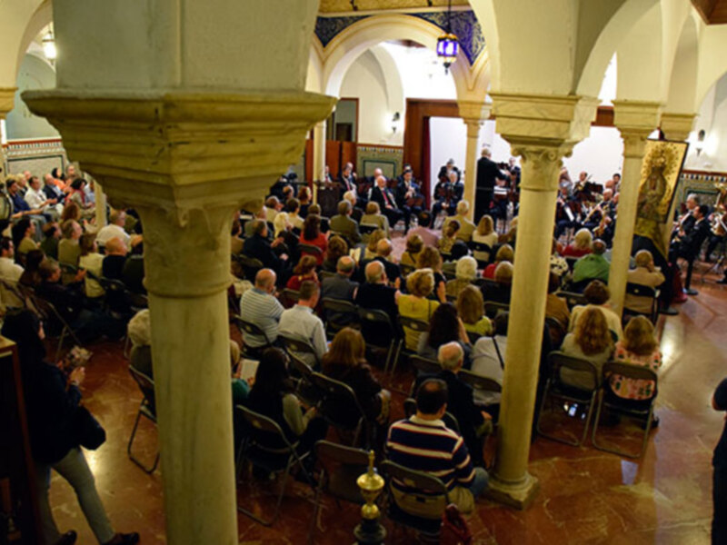 Concierto sinfónico de la municipal de Sevilla en el Mercantil hispalense