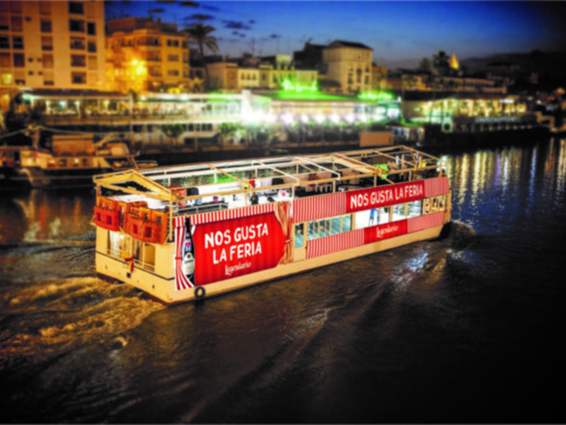 Desde el domingo día 30 de abril y hasta el viernes 5 de mayo el barco de Ron Legendario lleva gratis a los sevillanos a la Feria y a los toros