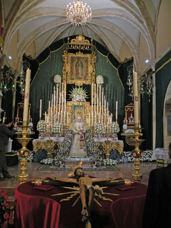 Besapiés y Besamanos de los titulares de la  Vera-cruz de Alcalá del río