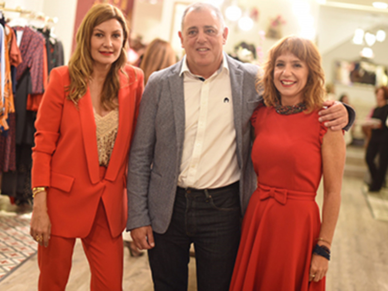 Los directores creativos de la firma Dolores Promesas, Miryam Pintado y Javier Lapeña han querido presentar en Sevilla la nueva colección para otoño i