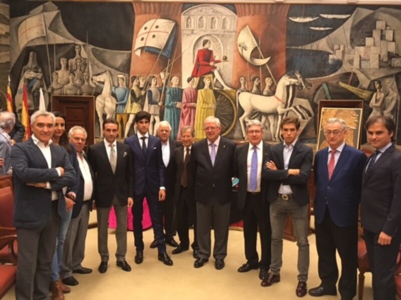 Los informadores taurinos de Aragón premian a Enrique Ponce, López Simón y Ginés Marín