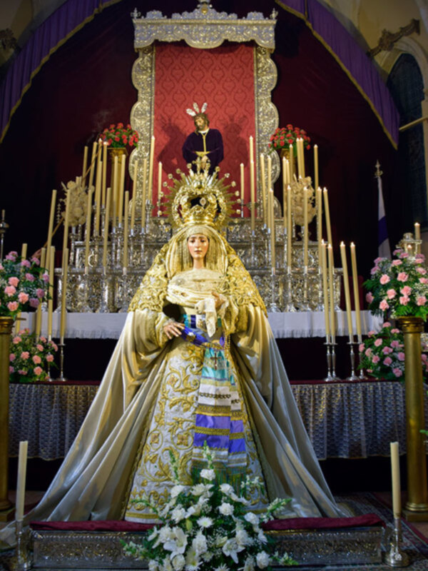 Nuestra Sra. de la Esperanza de la Villa Ilipense en Solemne Besamanos