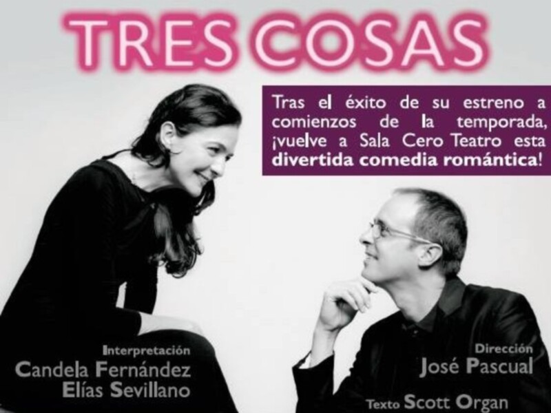 Tres cosas es una divertida comedia romántica (posmoderna) que nos cuenta la historia de sus protagonistas