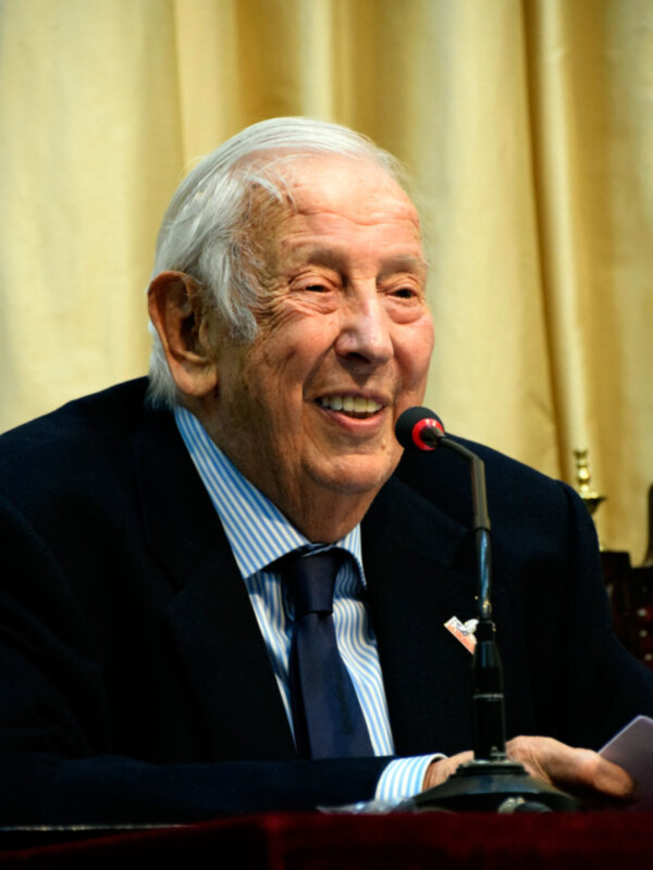 Muere el sevillano ilustre, Manuel Olivencia Ruiz, comisario de la Expo`92