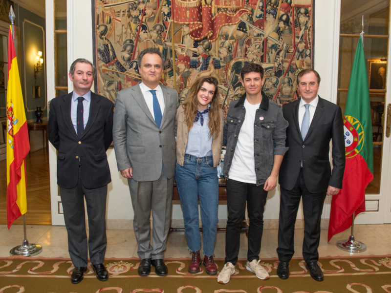 El embajador de Portugal en España recibe a Amaia y Alfred