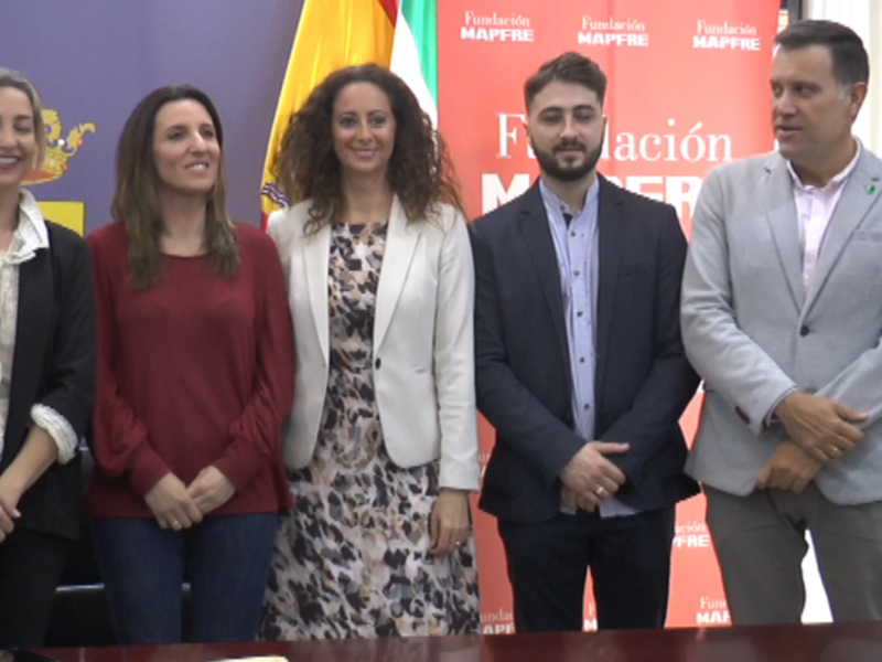 Ayuntamiento de Chipiona, FEPROAMI y Fundación Mapfre trabajarán por la integración laboral de personas con discapacidad