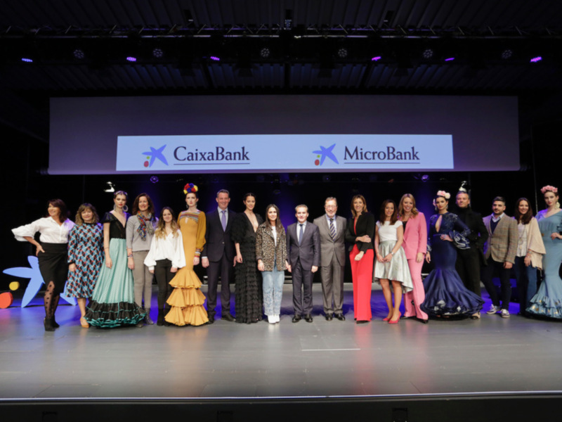 CaixaBank se viste de Feria de la mano de Sevilla de Moda