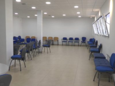 El Ayuntamiento de Chipiona se lo pone más fácil a quienes hayan de estudiar en verano ampliando los espacios y los horarios