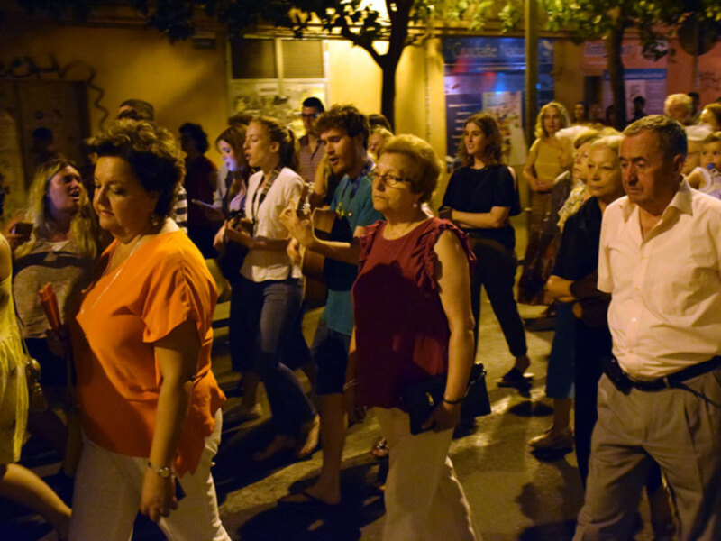 En la procesión del Icono la parte musical lo realizó el coro Sevilla 28 de la Parroquia del Divino Redentor.