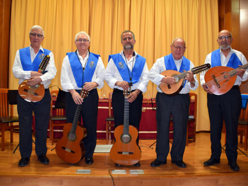 El curso de “Temas Sevillano” celebró un magnífico concierto de Pulso y pua.