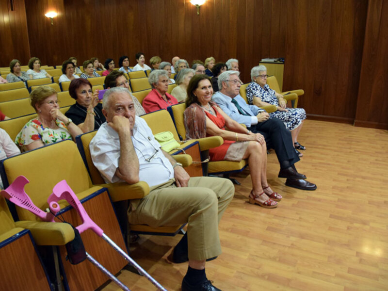 Este concierto se ha celebrado en el curso de mayores de “Temas Sevillanos” que dirige Antonio Busto Rodríguez.