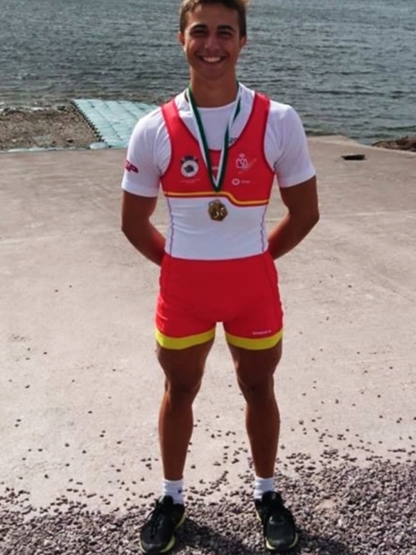El Club Náutico Sevilla, doble bronce en la Copa de la Juventud de remo