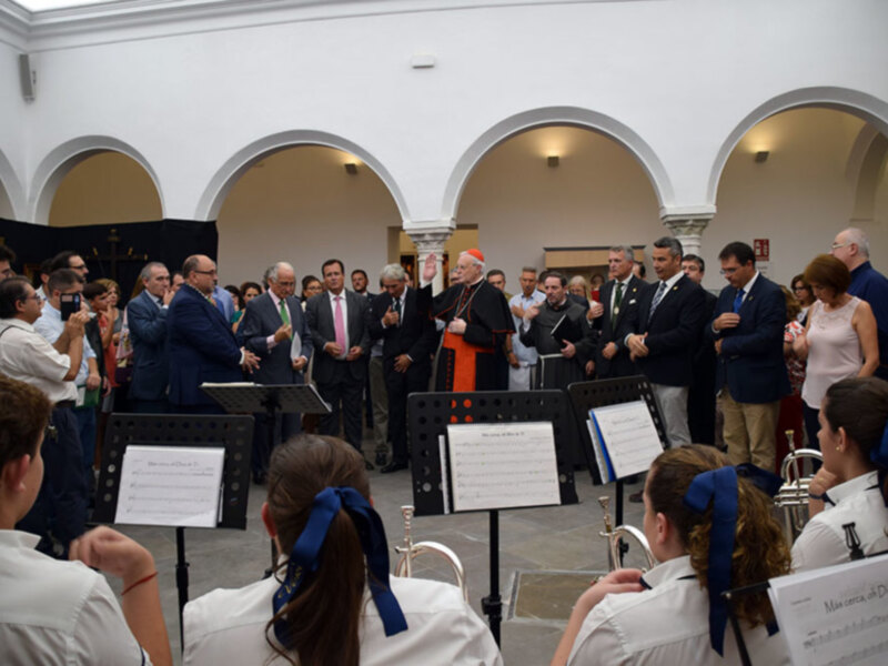Apertura de la  inauguración de la exposición “Iuxta Crucem” en la Hermandad de la Vera-cruz hispalense.