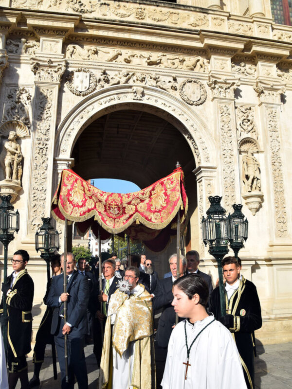 El Lignum Crucis es una reliquia del cristiano que se refiere al madero usado por los romanos para crucificar a Jesús de Nazaret.