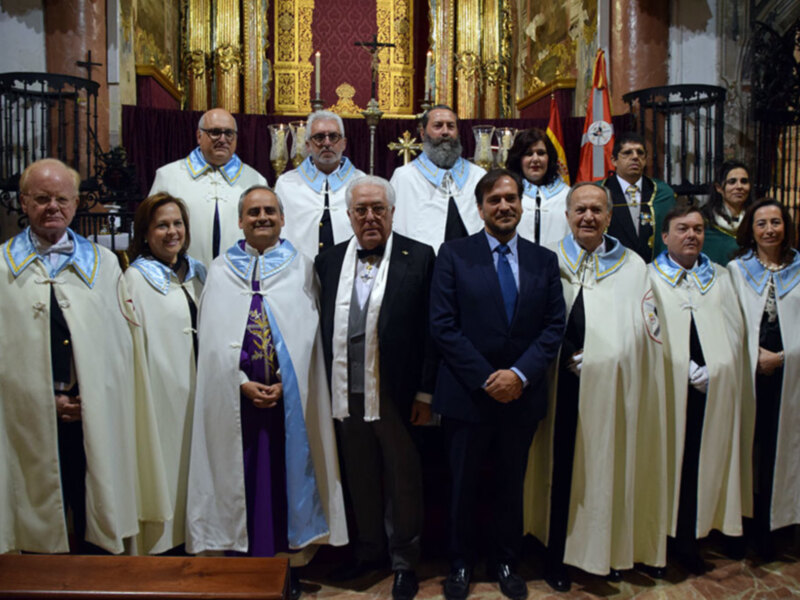 En la Iglesia de Santiago el Mayor de Sevilla misa por la Orden de Caballeros de San Andrés