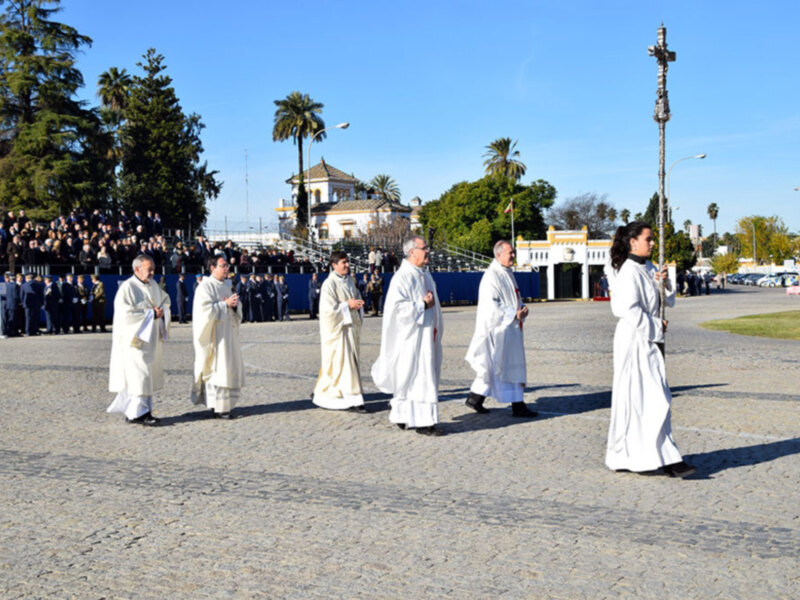 El Ejército del Aire festejó  a su Patrona la Virgen del Loreto.