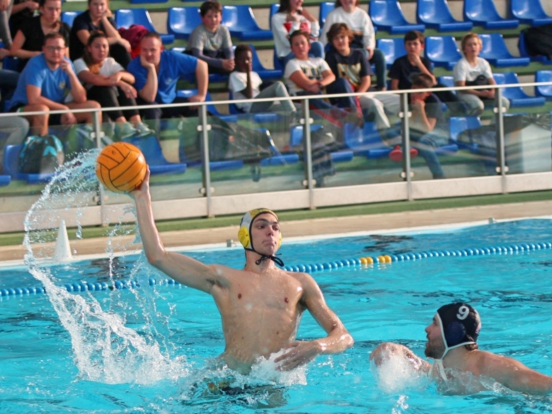 El Waterpolo Sevilla-Grupo Ceres se deja ir en Hytasa