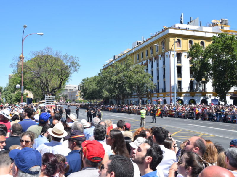 Días de las fuerzas Armadas en Sevilla.