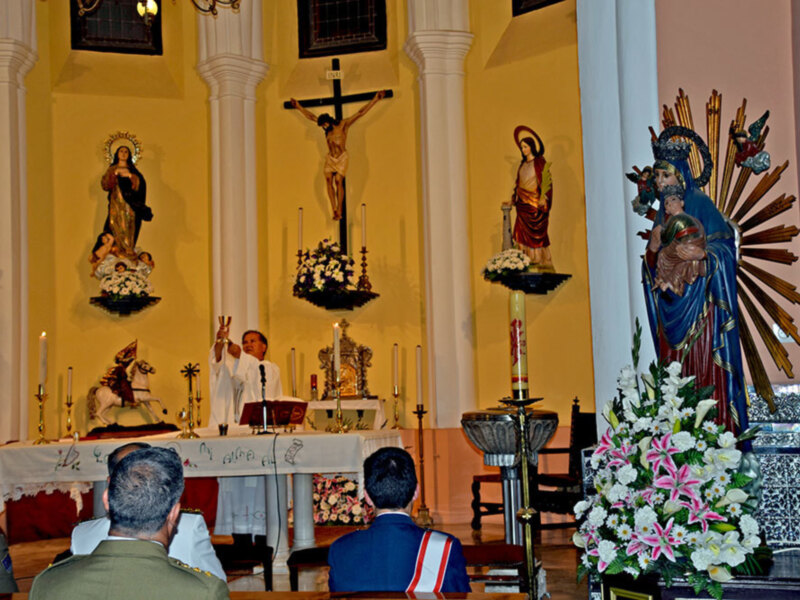 El Capellán militar D. Cristóbal Roa Roa celebró la Santa Misa por la Onomástica de la Patrona de Sanidad.