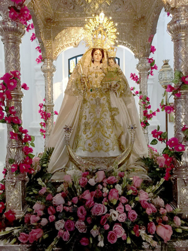 La ciudad de Cazalla de la Sierra celebra los cultos y romería de su Patrona