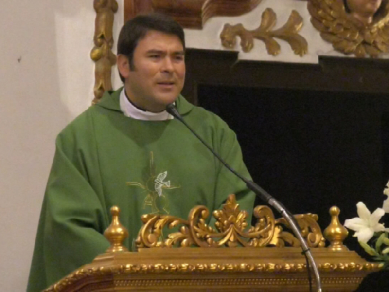 Antonio Luís Sánchez Álvarez tomo ayer posesión de su cargo como párroco de Nuestra Señora de la O