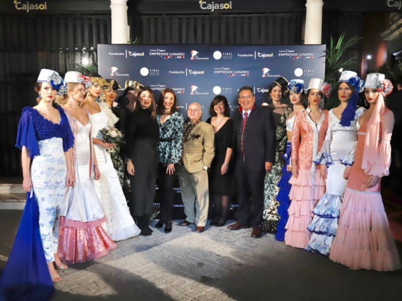 Vuelve el concurso Emprende Lunares, dirigido a las promesas de la moda flamenca