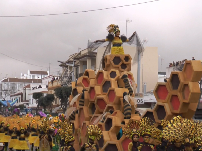 ‘Las Galeras’ vuelven al trono cabalgatero con ‘Polinizando el carnaval’