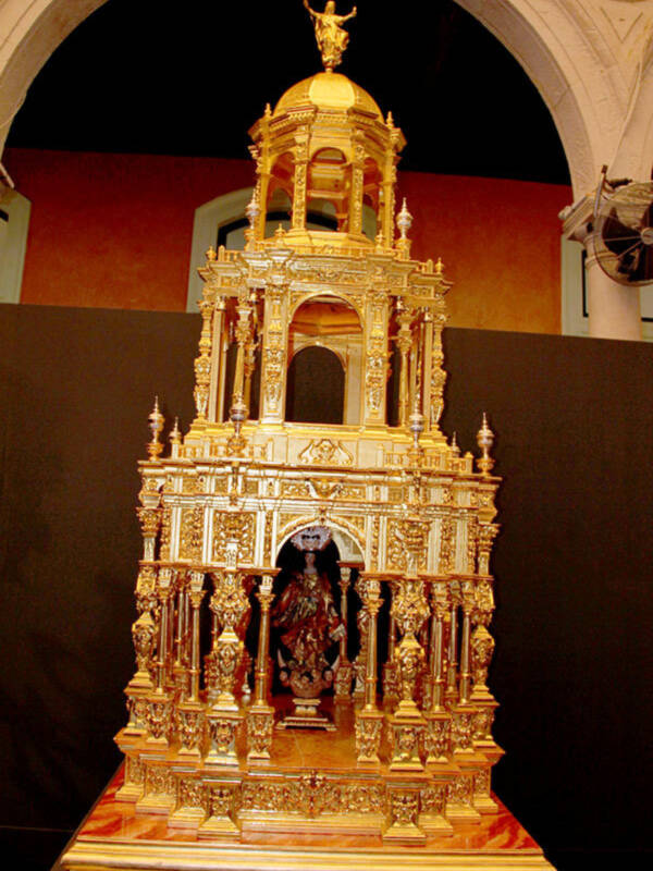  Fundación Cajasol en Sevilla presenta una exposición conmemorativa del cincuentenario de la Hermandad de La Sed
