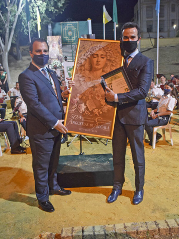 La hermandad de la Vera Cruz de Alcalá del Río tiene una nueva marcha para su patrimonio musical.