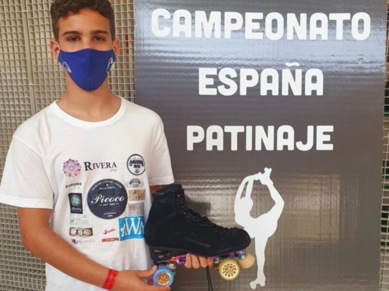 El joven patinador Daniel Rodríguez vuelve con buen sabor de boca de su debut en un campeonato nacional que ha tenido un altísimo nivel