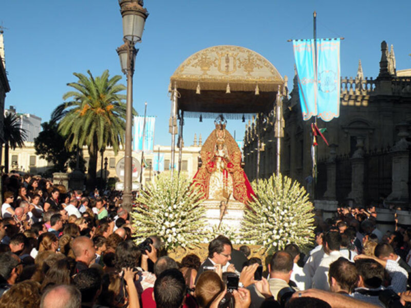 Cultos a la Virgen de los Reyes 2021