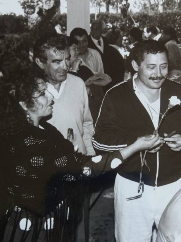 La entrañable entrevista de Paco Matés a Francisco Rodríguez Carmona “Curro” en la Revista Honor (*)