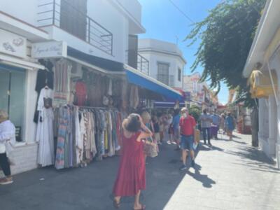  Vecinos denuncian el “desgobierno” de la chipionera calle de Isaac Peral