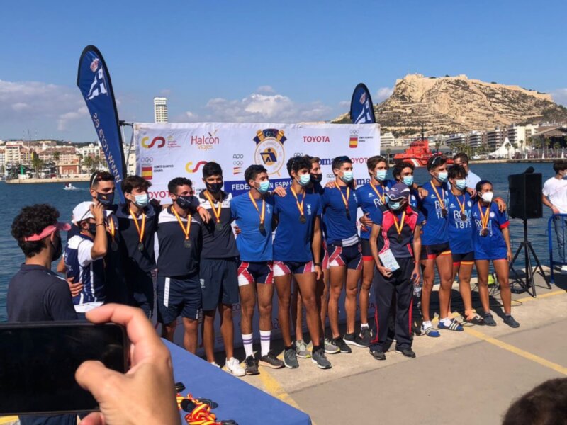 Éxito hispalense en el Campeonato de España de yolas