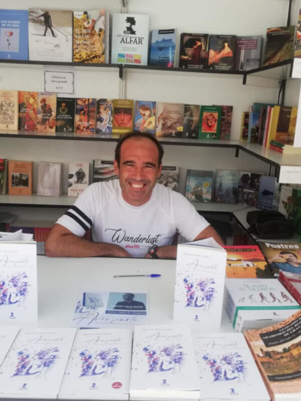 Lectura Poética de Alejandro Pérez Guillén: Poemas Escogidos e Inéditos.