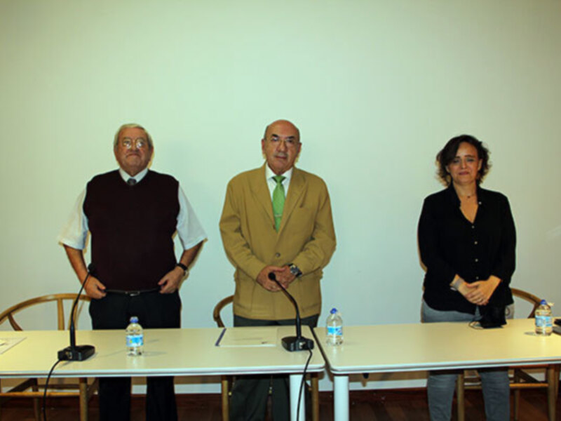 Ángel Molini se presenta como candidato a presidir la docta casa del  Ateneo de Sevilla