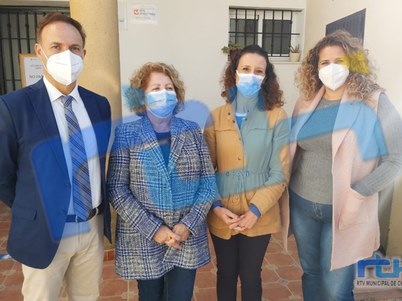 David de la Encina visita las obras de ampliación del Centro de Día de Alzheimer en Chipiona y anuncia que llegarán más ayudas de Diputación   