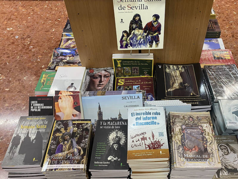 ''Gran Poder de Sevilla'', primer libro sobre la Santa Misión 2021, el más vendido según Cofrademania 
