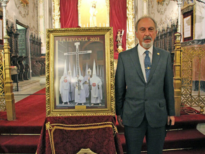 La Tertulia Cofrade ‘La Levantá’ presentó su cartel de la Semana Santa 2022 en la Hermandad de la Amargura de Sevilla