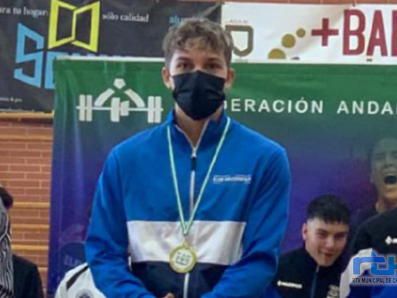   El halterofilista Miguel Ángel Chamorro se proclama subcampeón de Andalucía Junior